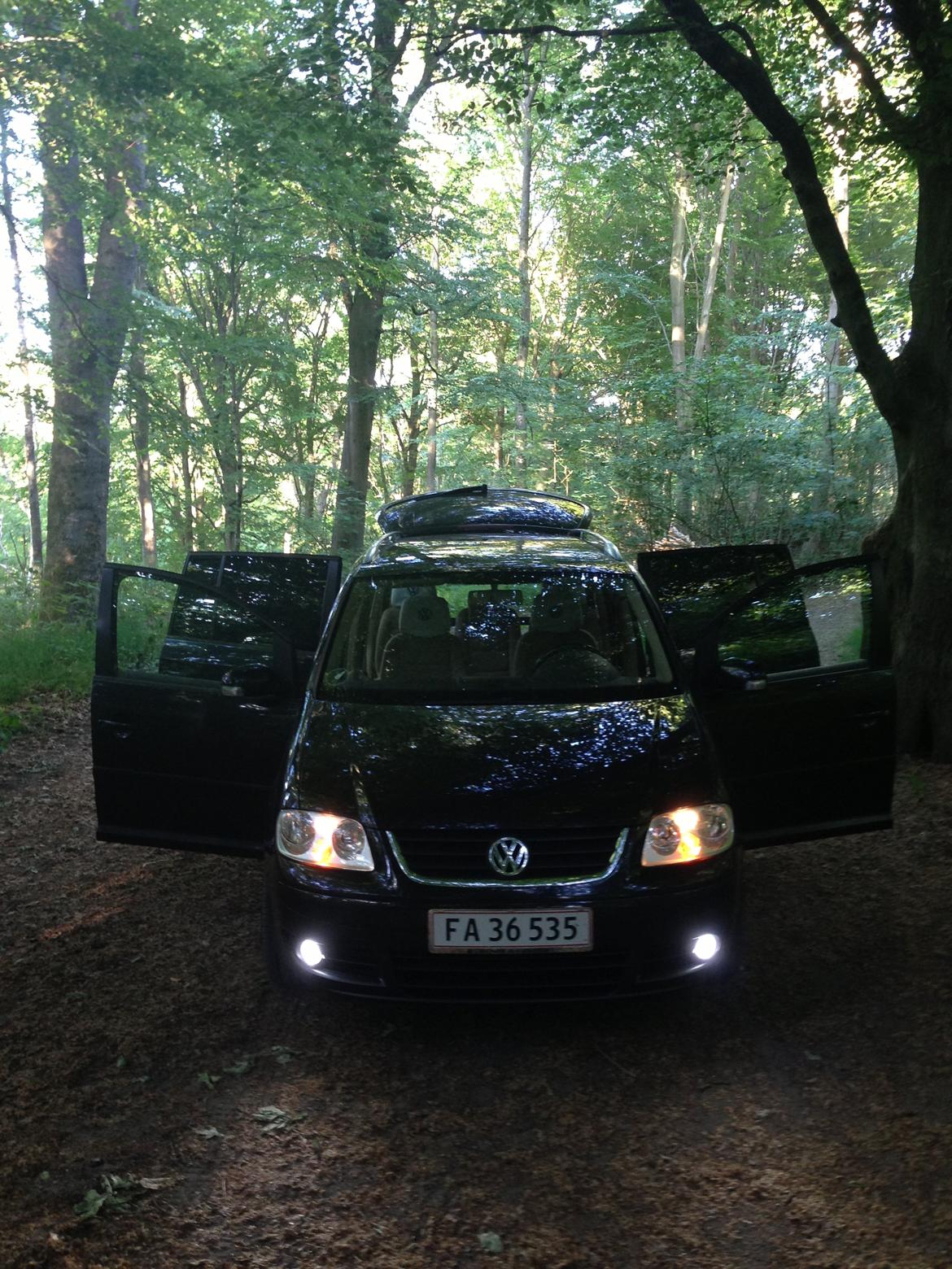 VW Touran 2,0TDI (Total skadet) billede 18