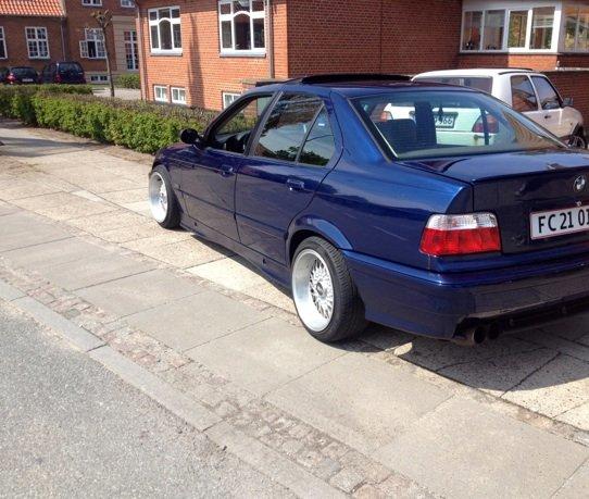 BMW E36 320 billede 2