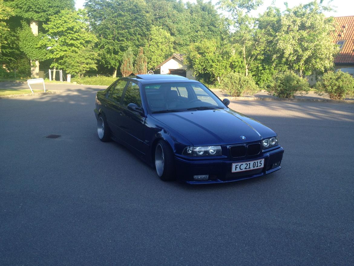 BMW E36 320 billede 8
