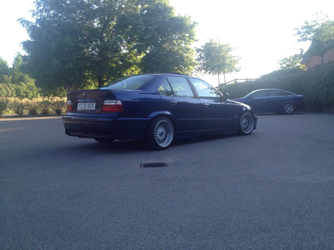 BMW E36 320 billede 10