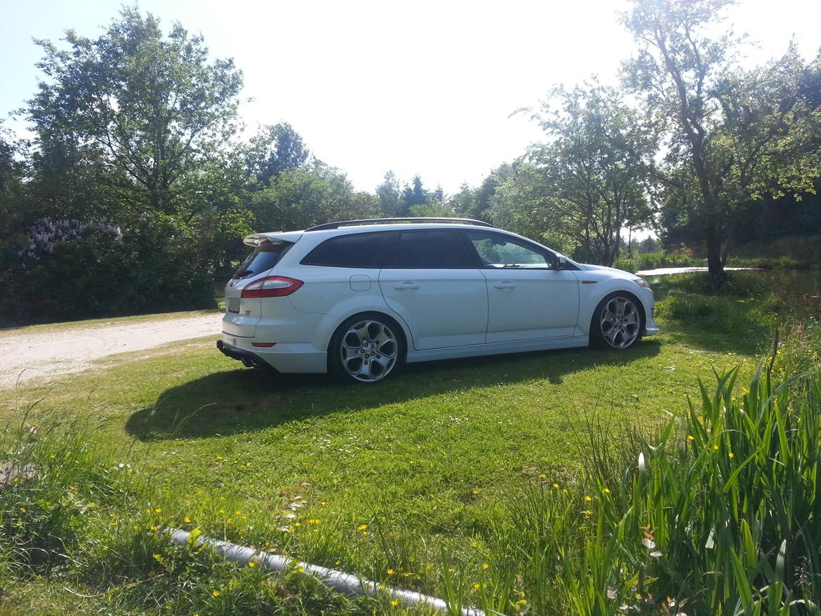 Ford Mondeo The White billede 15