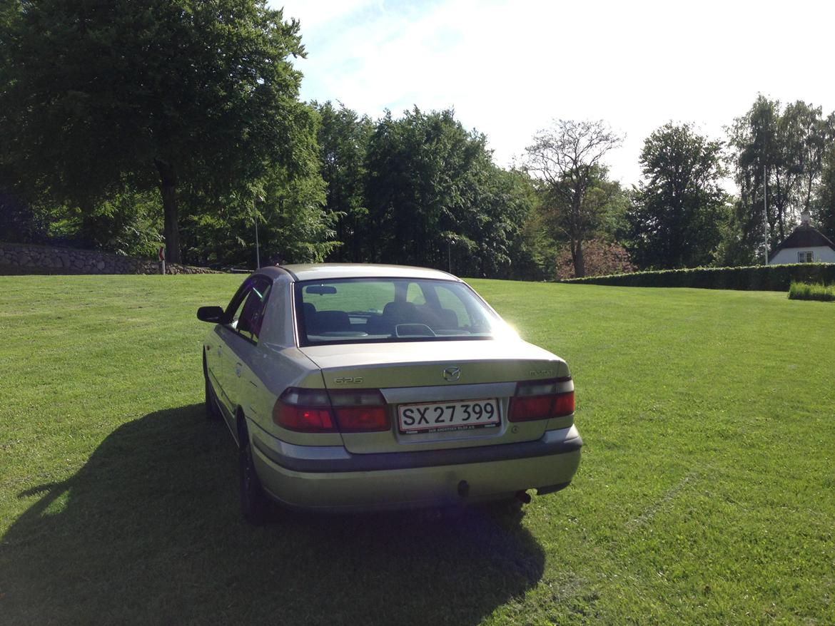 Mazda 626 Sedan billede 8