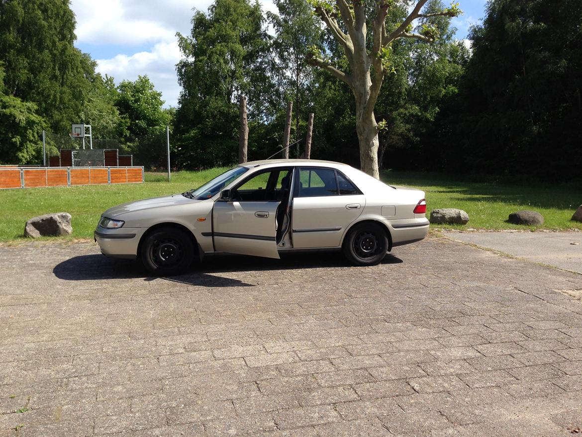 Mazda 626 Sedan billede 9