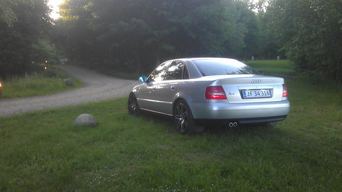 Audi a4 1.6 billede 3