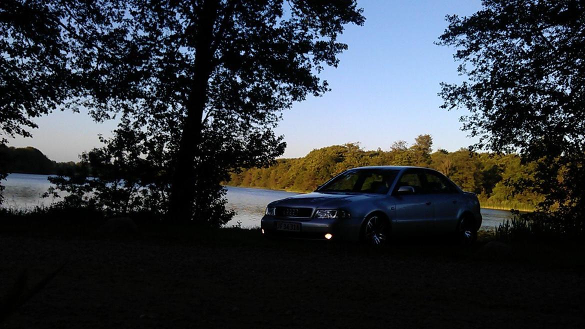 Audi a4 1.6 - nu hvor den er bleven sommer klar 2013 :) billede 1