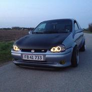 Opel corsa b 1,4i-se