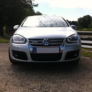 VW Golf 5 R-line