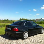BMW E46 320i
