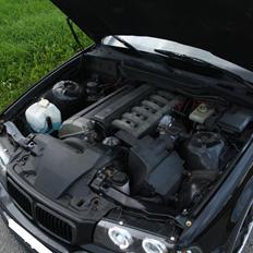 BMW E36 320i - 210.5 HK
