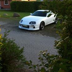 Toyota supra mk4 turbo 6 g