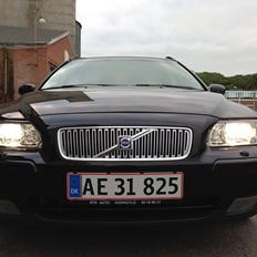 Volvo V70 2,4 D5 *Solgt*