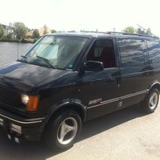 Chevrolet astro van