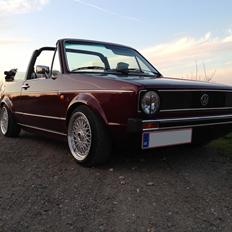 VW Golf mkI Cabriolet 1.8 Weber