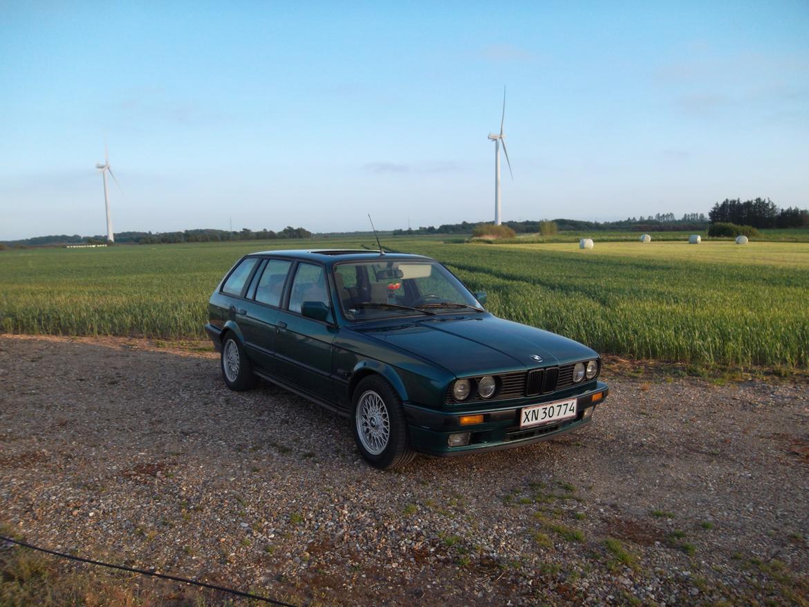 BMW E30 324TD Touring SOLGT billede 7