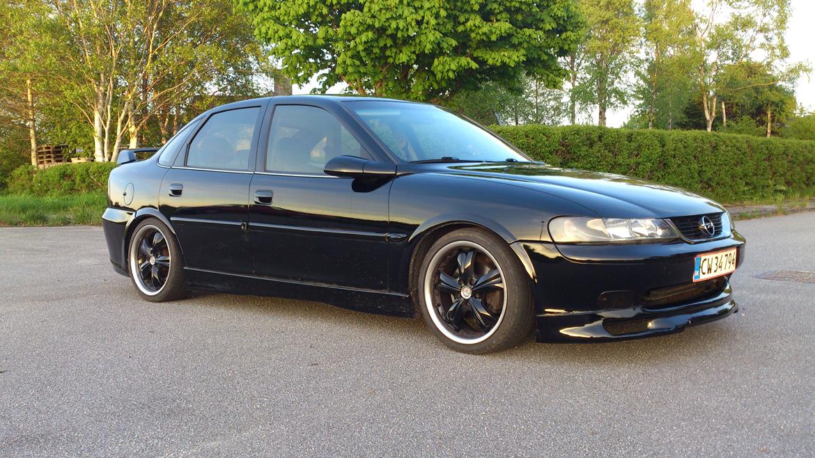 Opel Vectra b billede 1
