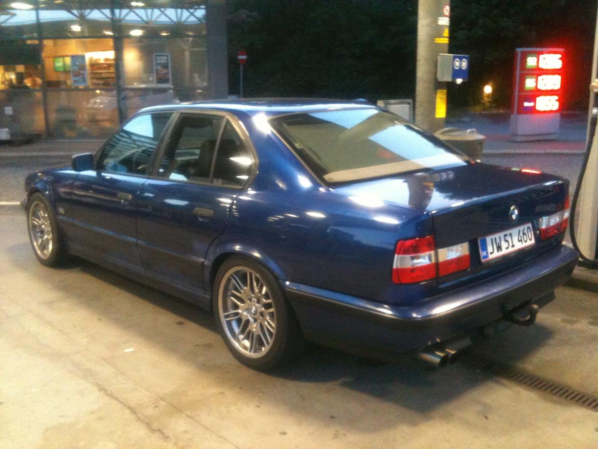 BMW e34 540i V8 SOLGT billede 3