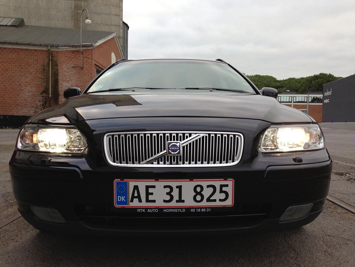 Volvo V70 2,4 D5 *Solgt* billede 1