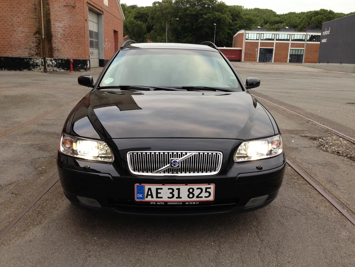 Volvo V70 2,4 D5 *Solgt* billede 3