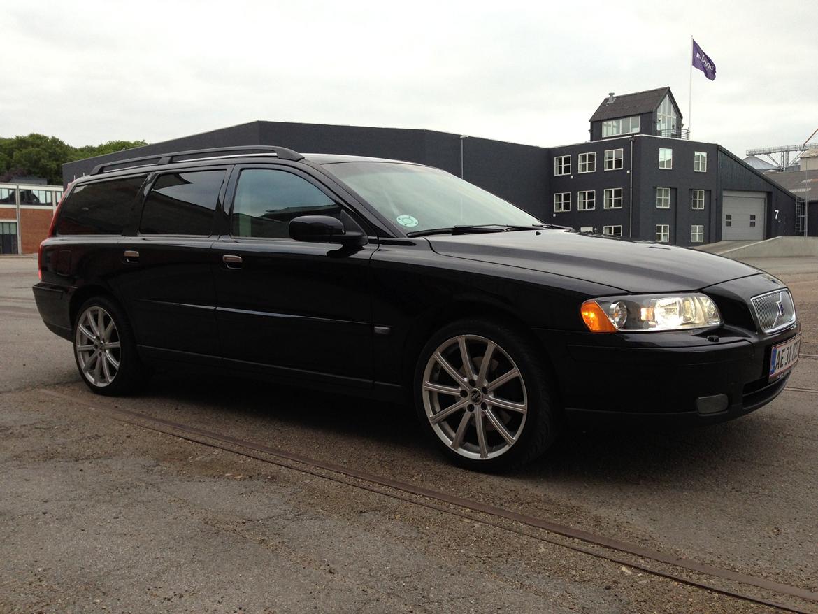 Volvo V70 2,4 D5 *Solgt* billede 4