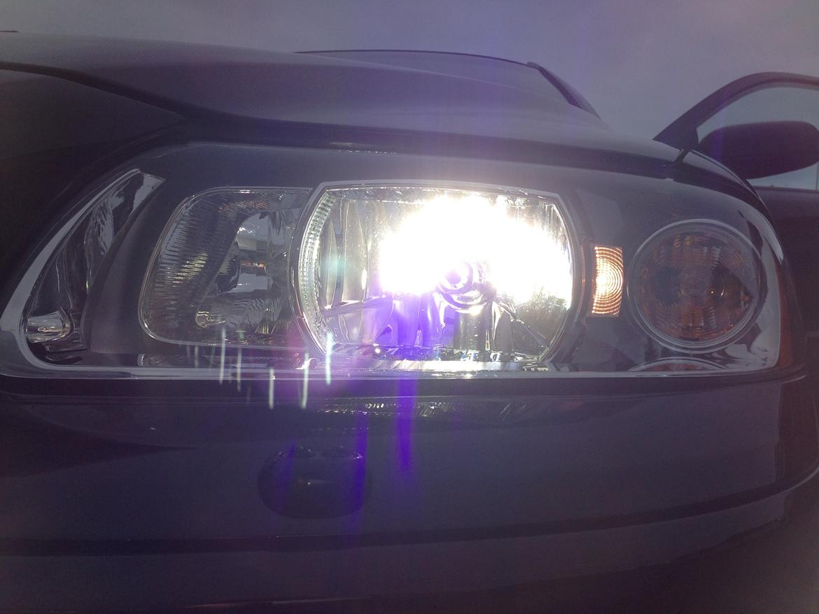 Volvo V70 2,4 D5 *Solgt* billede 11