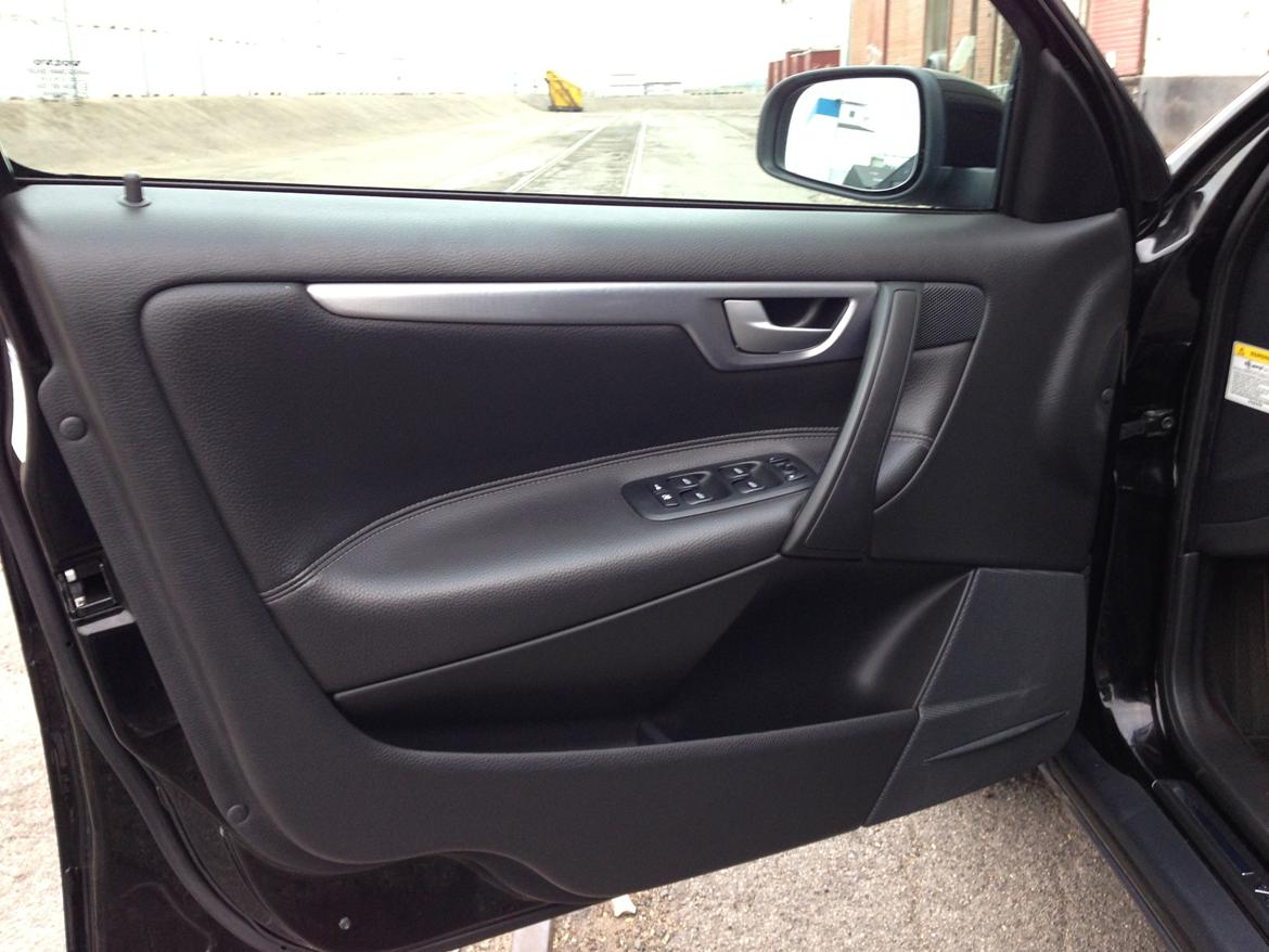 Volvo V70 2,4 D5 *Solgt* billede 12