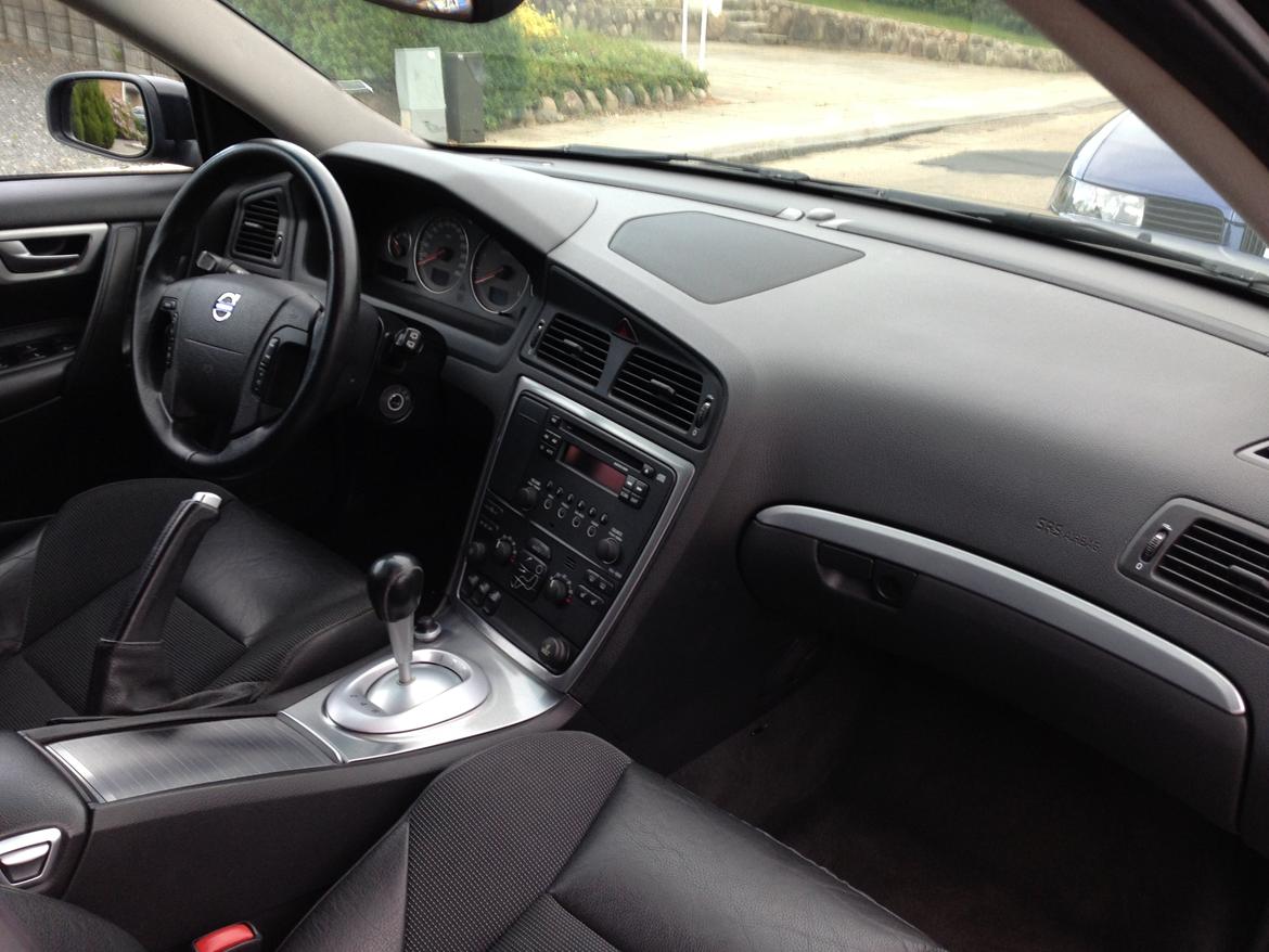 Volvo V70 2,4 D5 *Solgt* billede 16