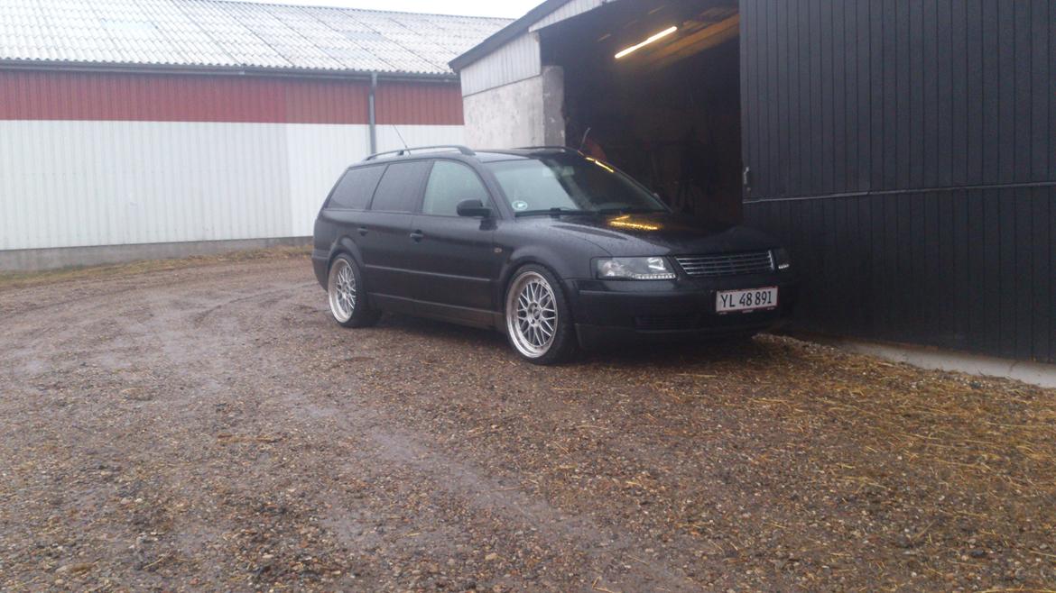 VW Passat (Totalskadet) billede 1