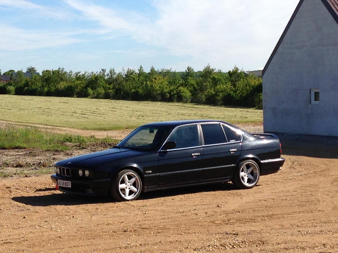 BMW e34 525 24v billede 1