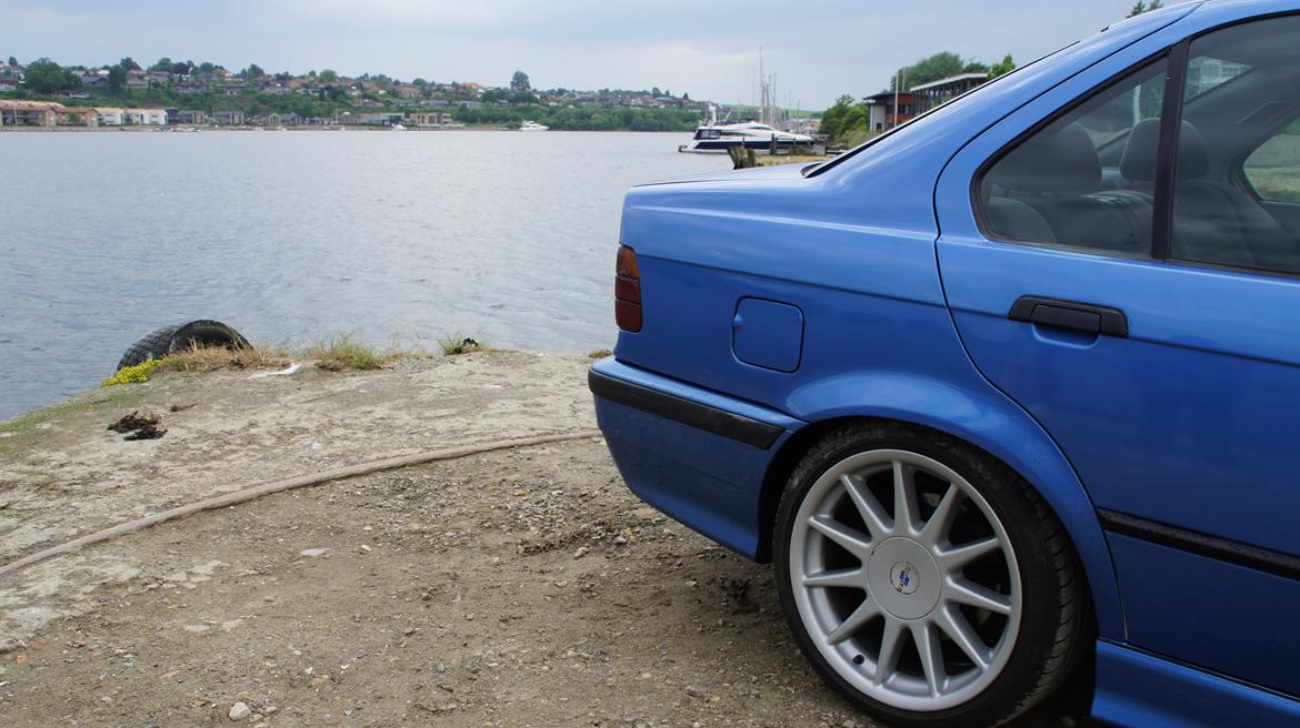 BMW E36 318iS billede 5