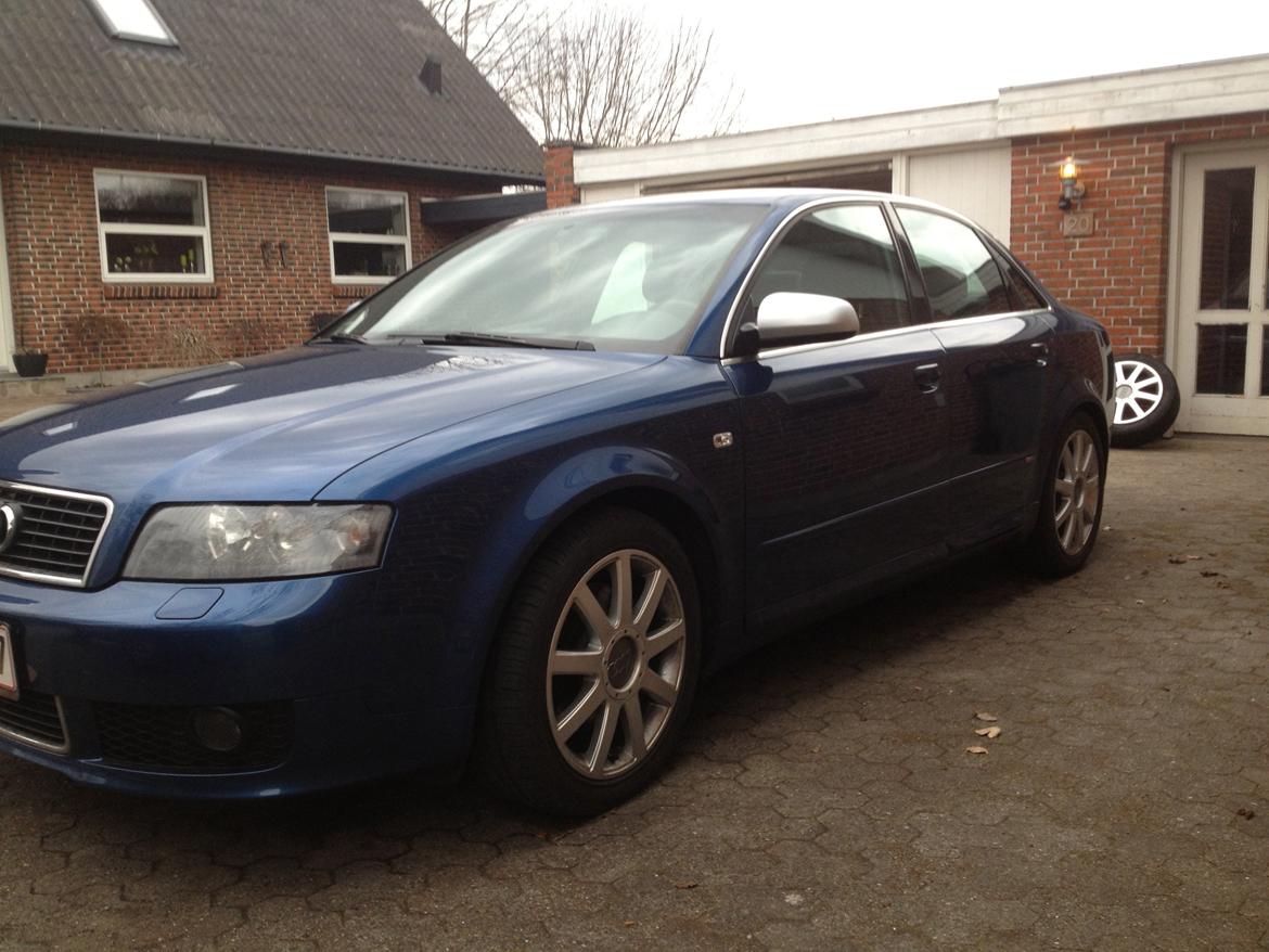 Audi A4 B6 1,8T 163 Quattro S-Line - her er den med de gamle fælge billede 11