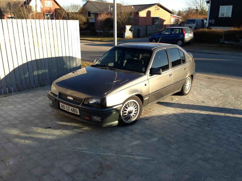 Opel kadett GSI billede 1