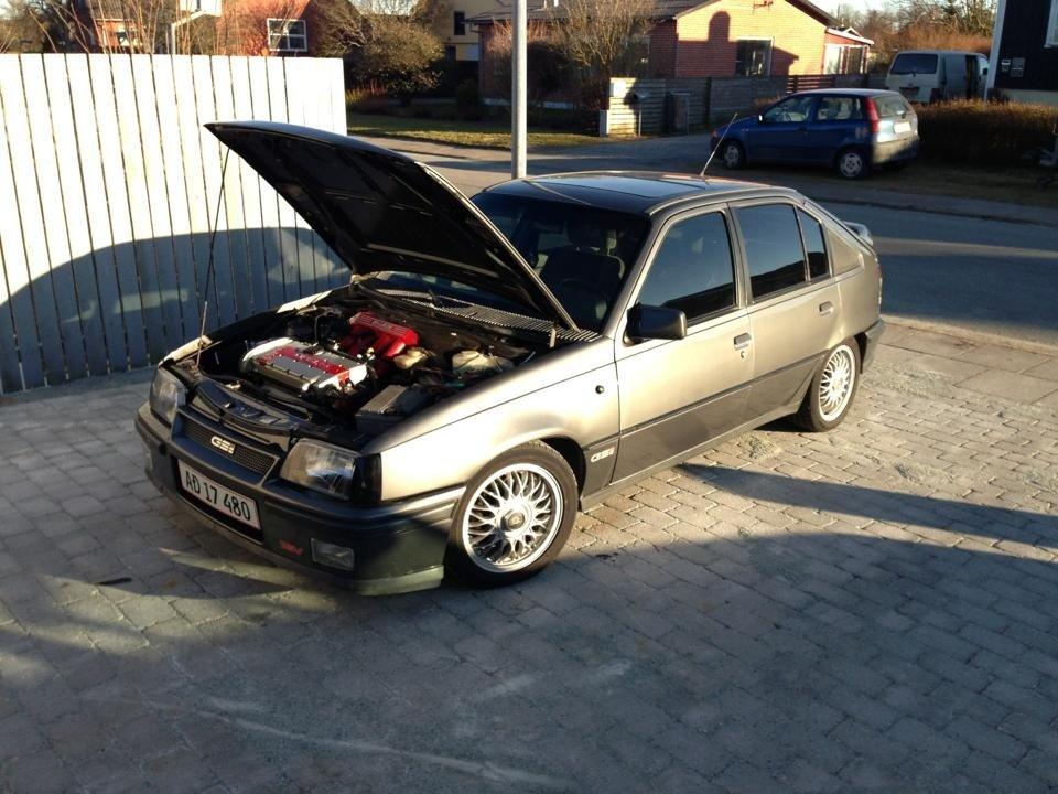 Opel kadett GSI billede 3