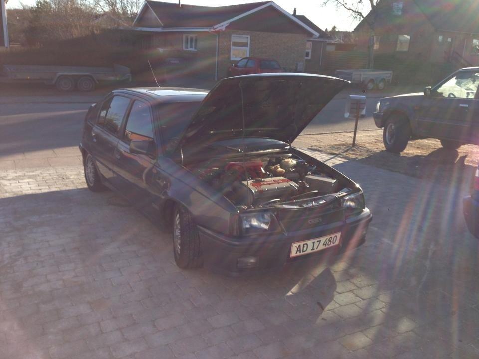 Opel kadett GSI billede 4