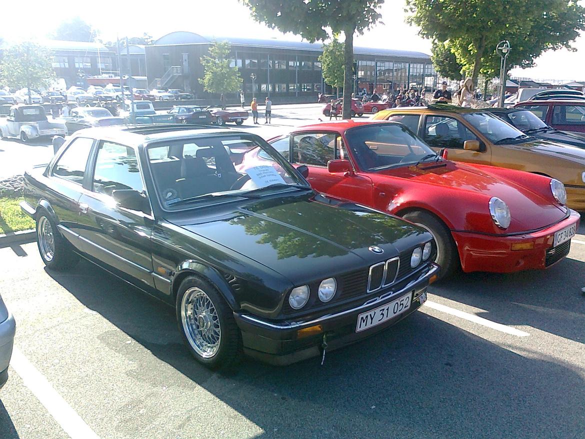 BMW E30 320i billede 6