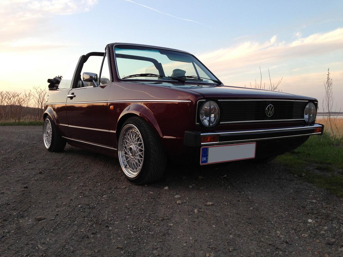 VW Golf mkI Cabriolet 1.8 Weber billede 1