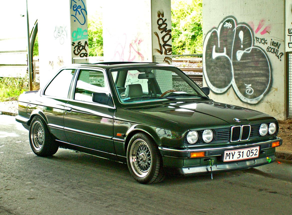 BMW E30 320i billede 13