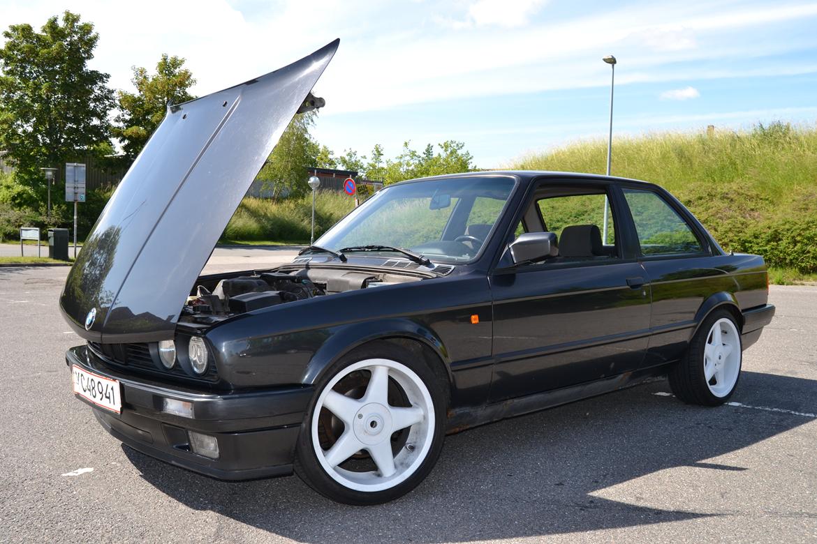 BMW E30 318i billede 9
