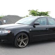 Audi A4 b7 2,0 TDI S-Line