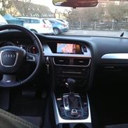Audi A4 2,0 TDI Multitronic S-line