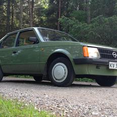 Opel Kadett D 1.2s