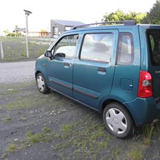 Suzuki wagon r+