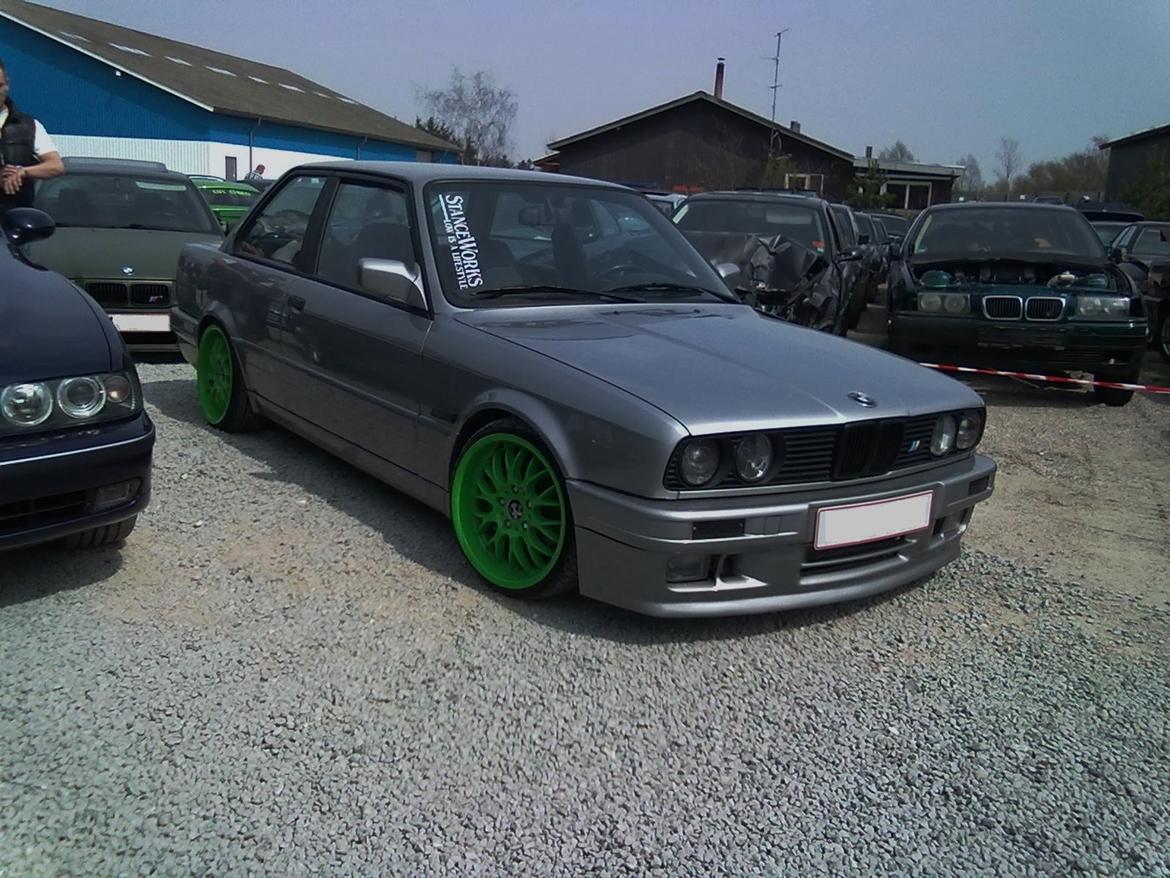 BMW E30 320i 2D M-tech 2 billede 3