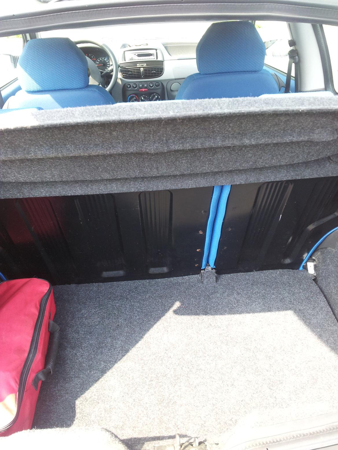 Fiat Punto 1,2 3D hatch - 20.06.13 billede 9