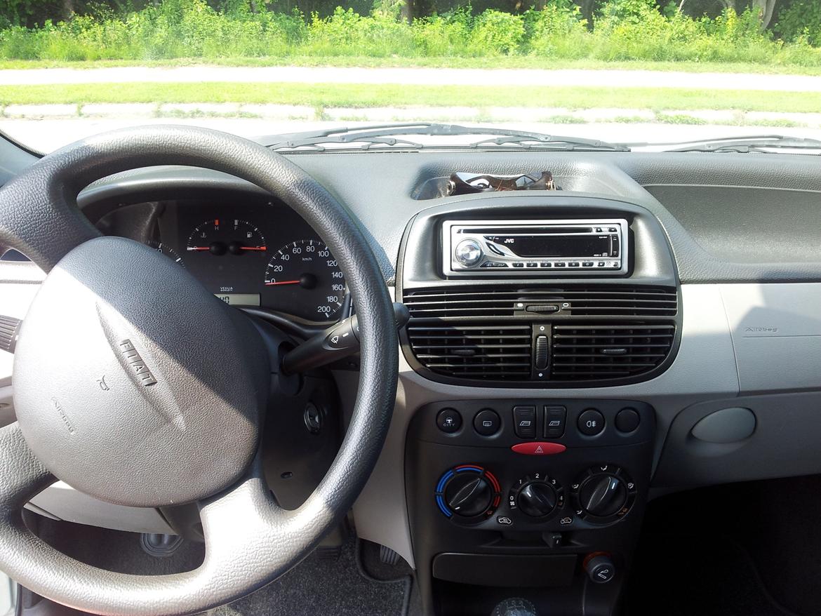 Fiat Punto 1,2 3D hatch - 20.06.13 billede 12