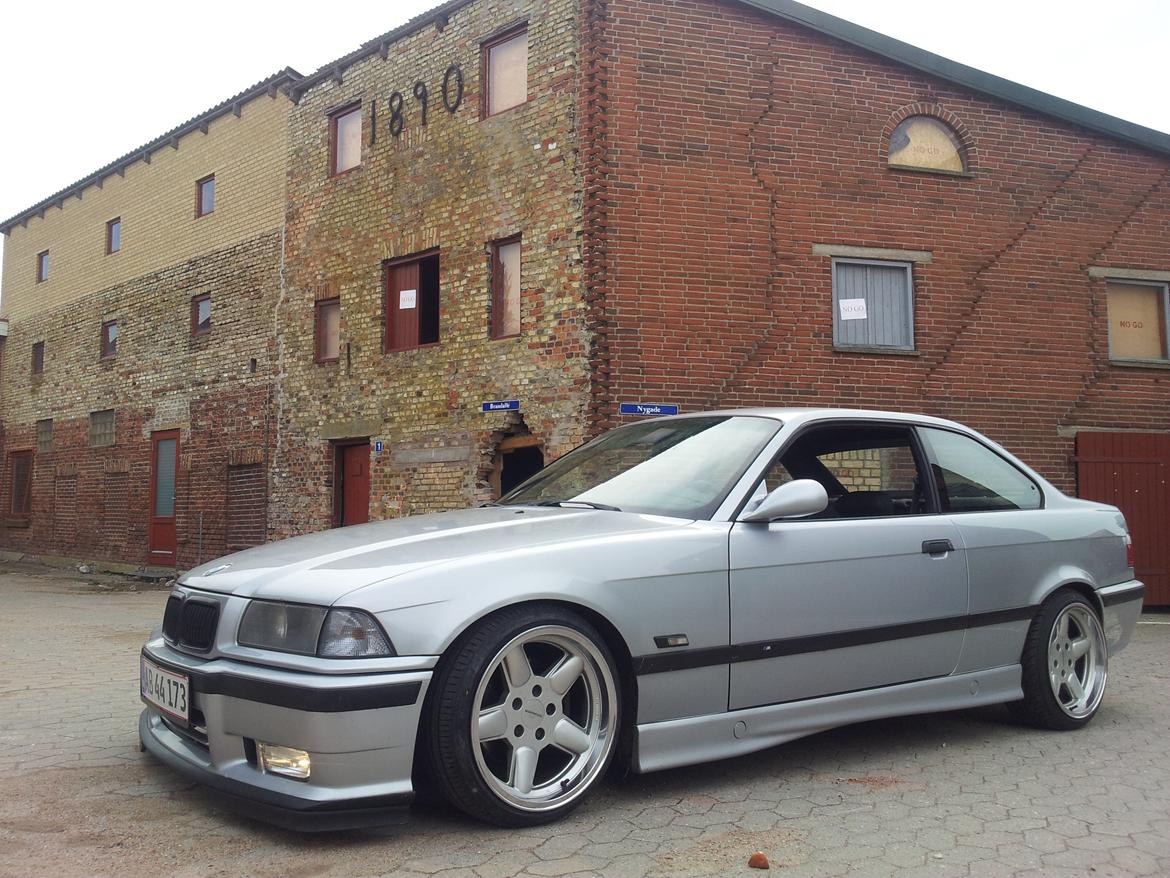 BMW E36 328i coupe billede 1