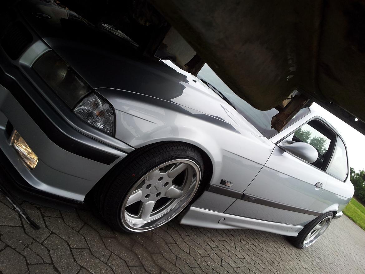 BMW E36 328i coupe billede 2