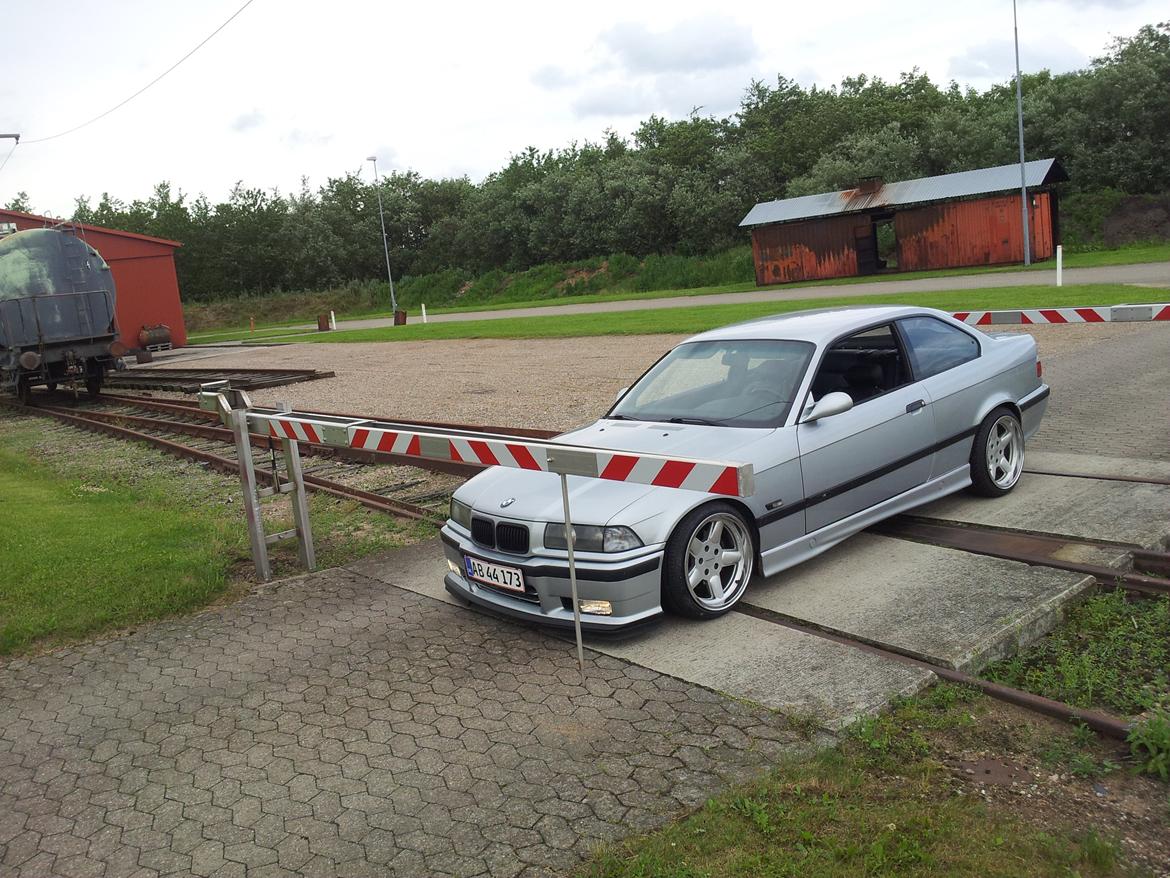BMW E36 328i coupe billede 4
