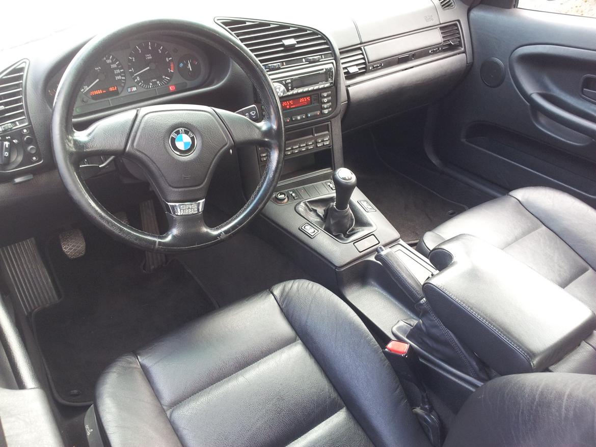 BMW E36 328i coupe billede 7