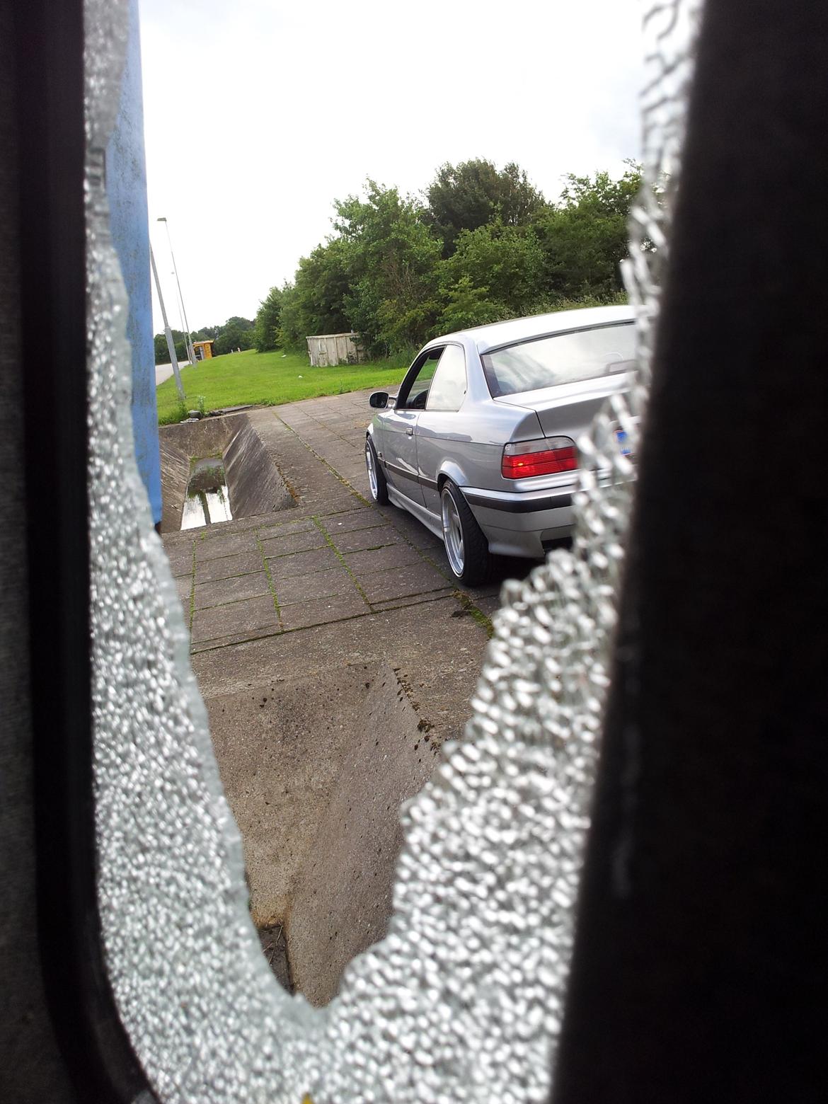 BMW E36 328i coupe billede 12