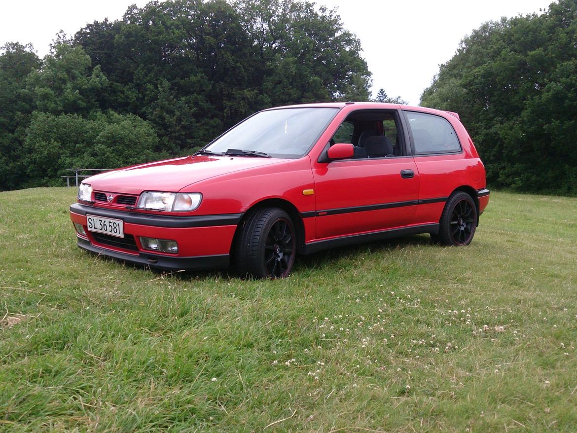 Nissan sunny sr billede 4